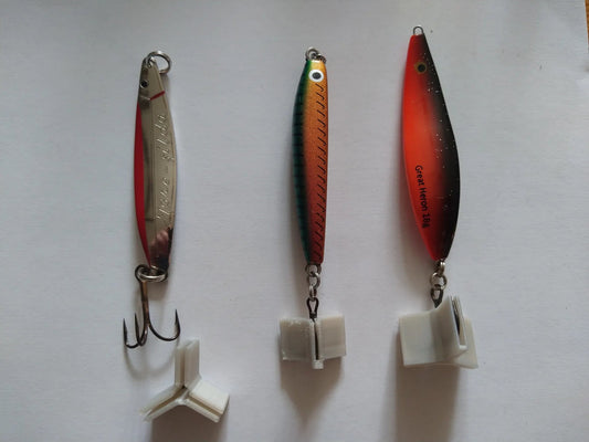 Hakenschutz für Drillinge – Sicher verstauen in zwei Größen - DrucktWieNix - 